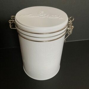 Laura Secord white 32 oz/ 1000mL storage canister